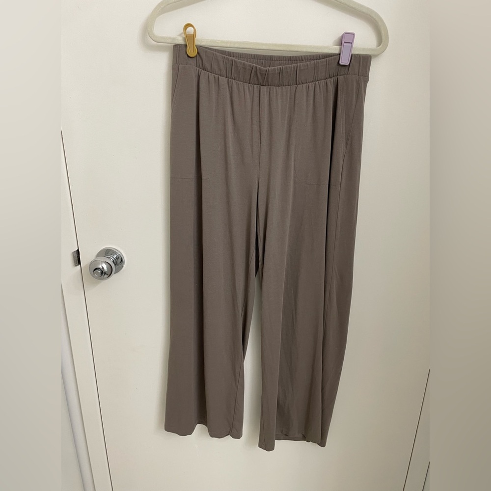 AnyBody lightweight pants